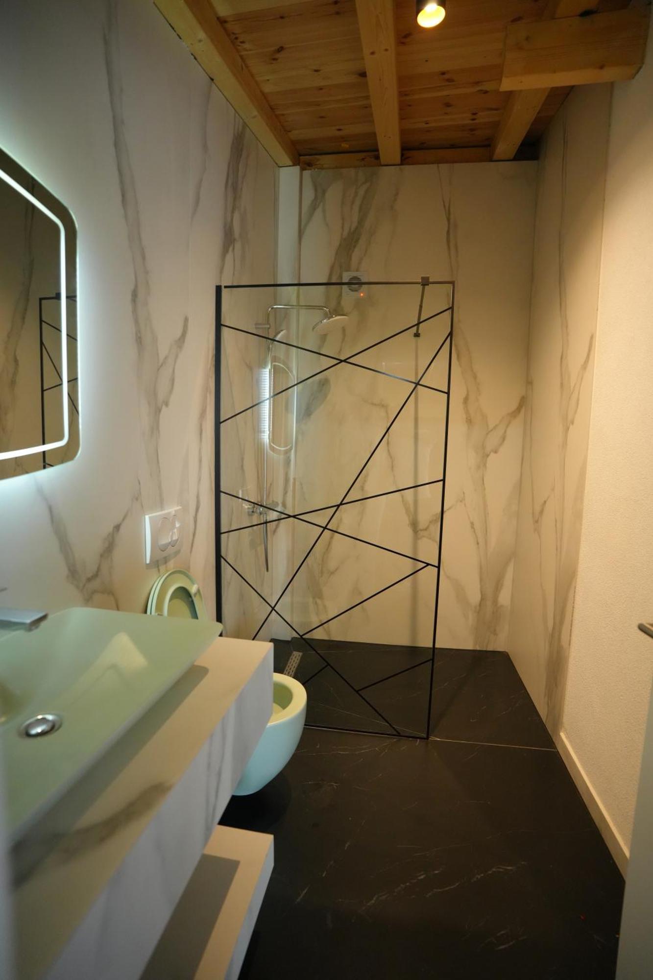 Biond Hotel Prizren Buitenkant foto