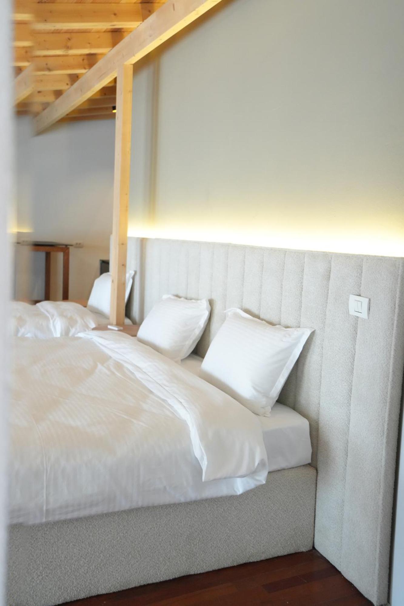 Biond Hotel Prizren Buitenkant foto